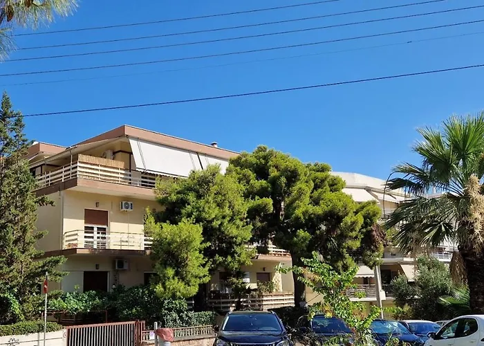 Rooftop Studio Apt Near Metro Cholargos - 5 Min Walk